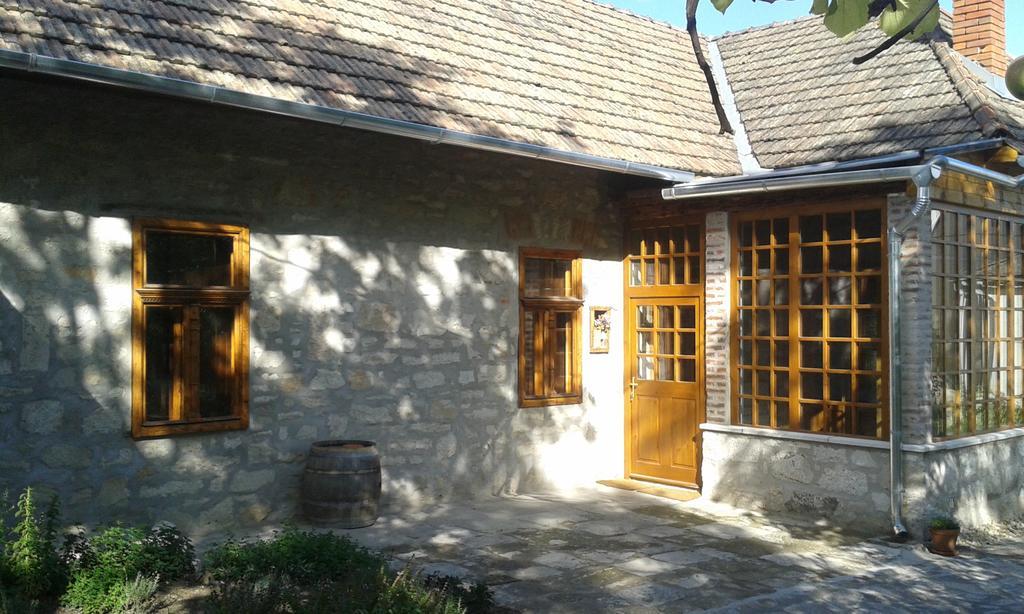 Karádi-Berger Vendégház Erdőbénye Zimmer foto
